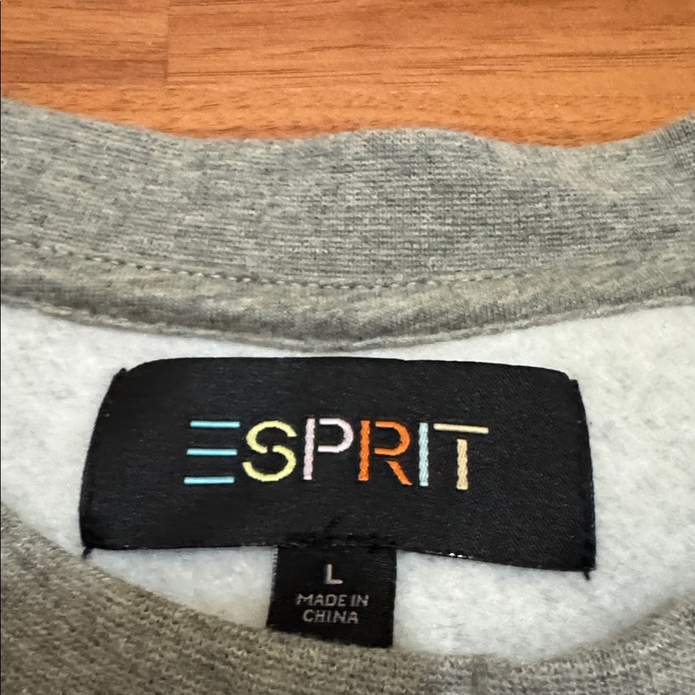 Esprit Crewneck Sweatshirt - Picture 5 of 11